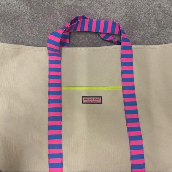 Vineyard Vines X Large Tote with Pink and Blue Accents - NWOT - Picture 5 of 12